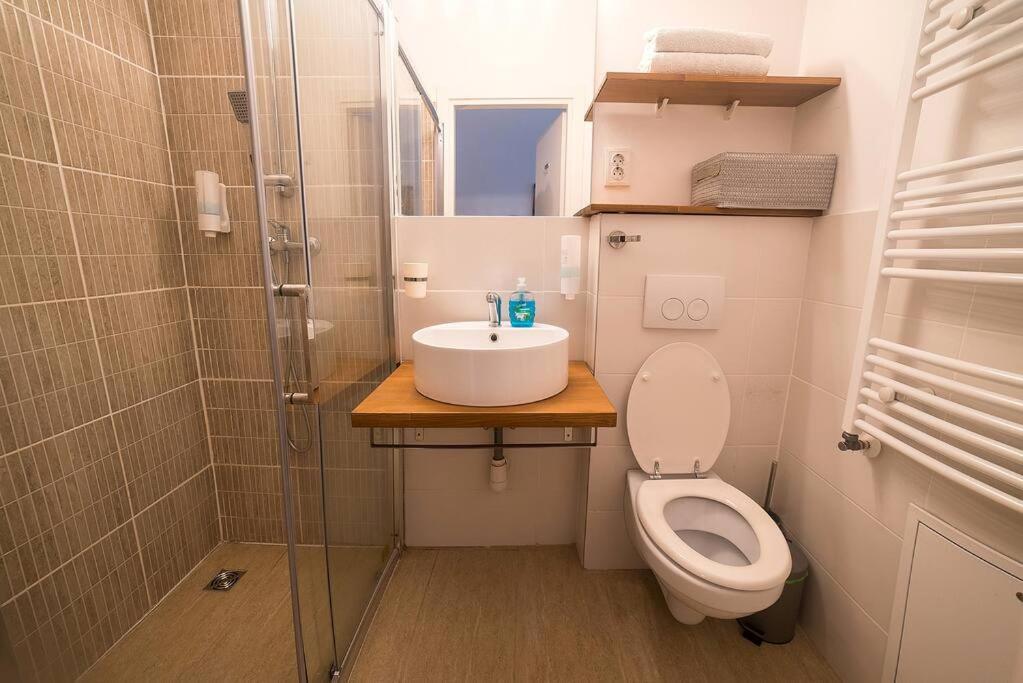 Ultra Central Bohemian Apartment 2 Cluj-Napoca Eksteriør bilde